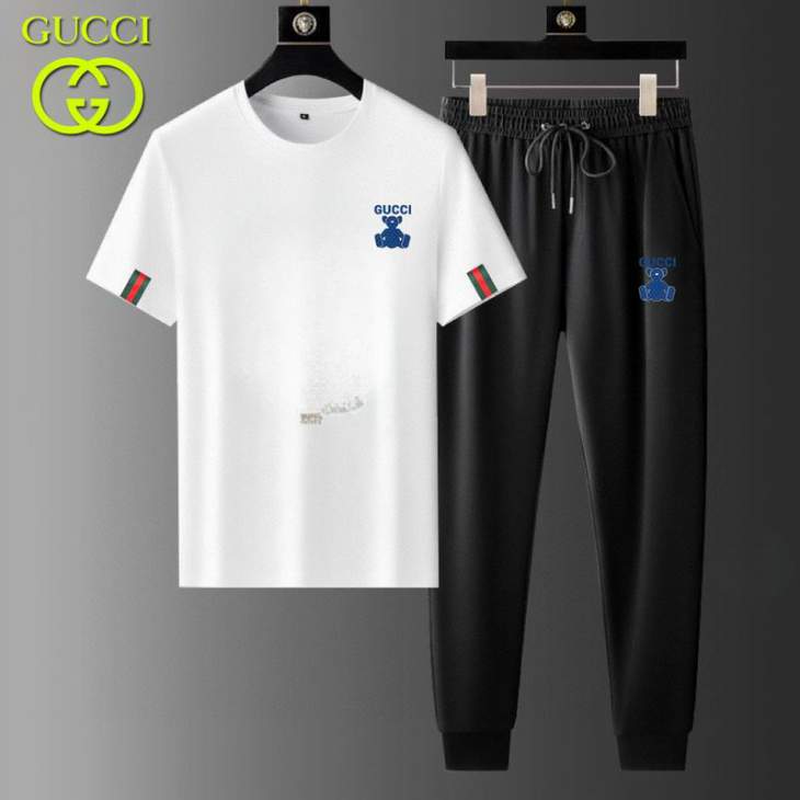 Picture of Gucci Shirt Pant Suits _SKUGucciM-5XL12yr40022117